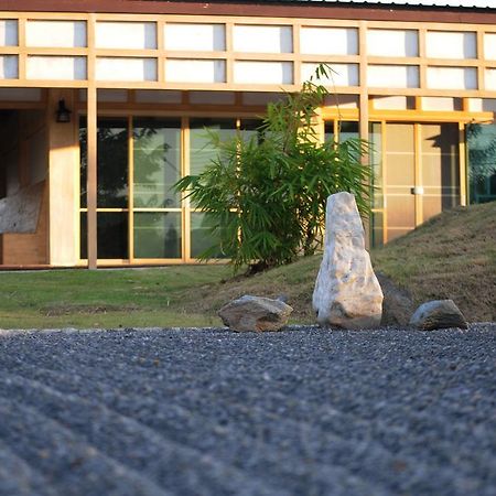 Zen Home Resort & Garden @ Phayao Buitenkant foto