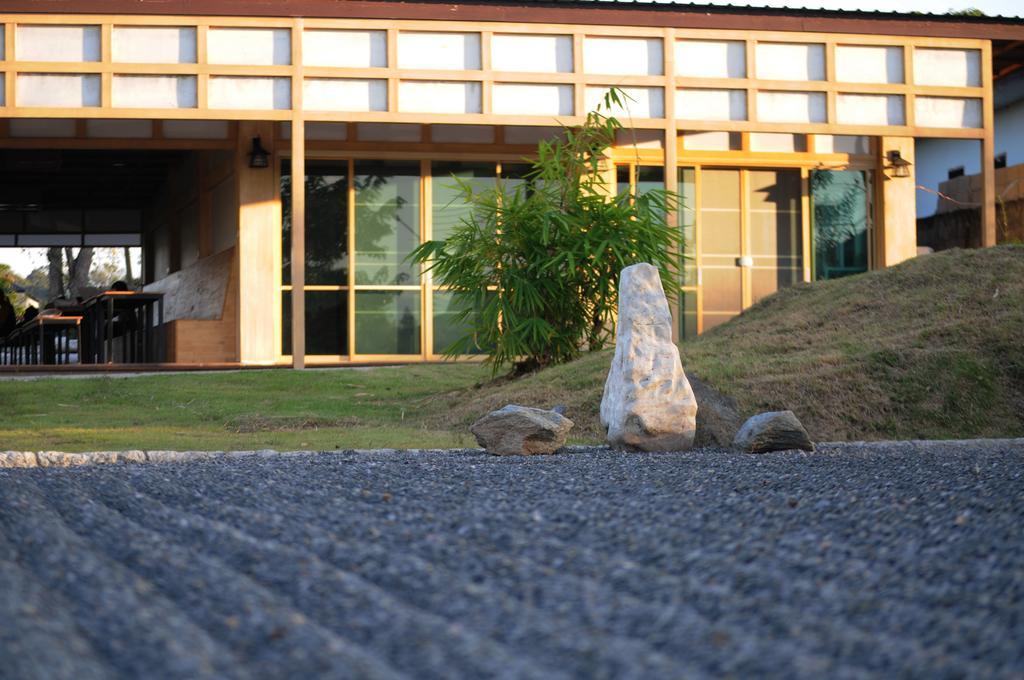 Zen Home Resort & Garden @ Phayao Buitenkant foto